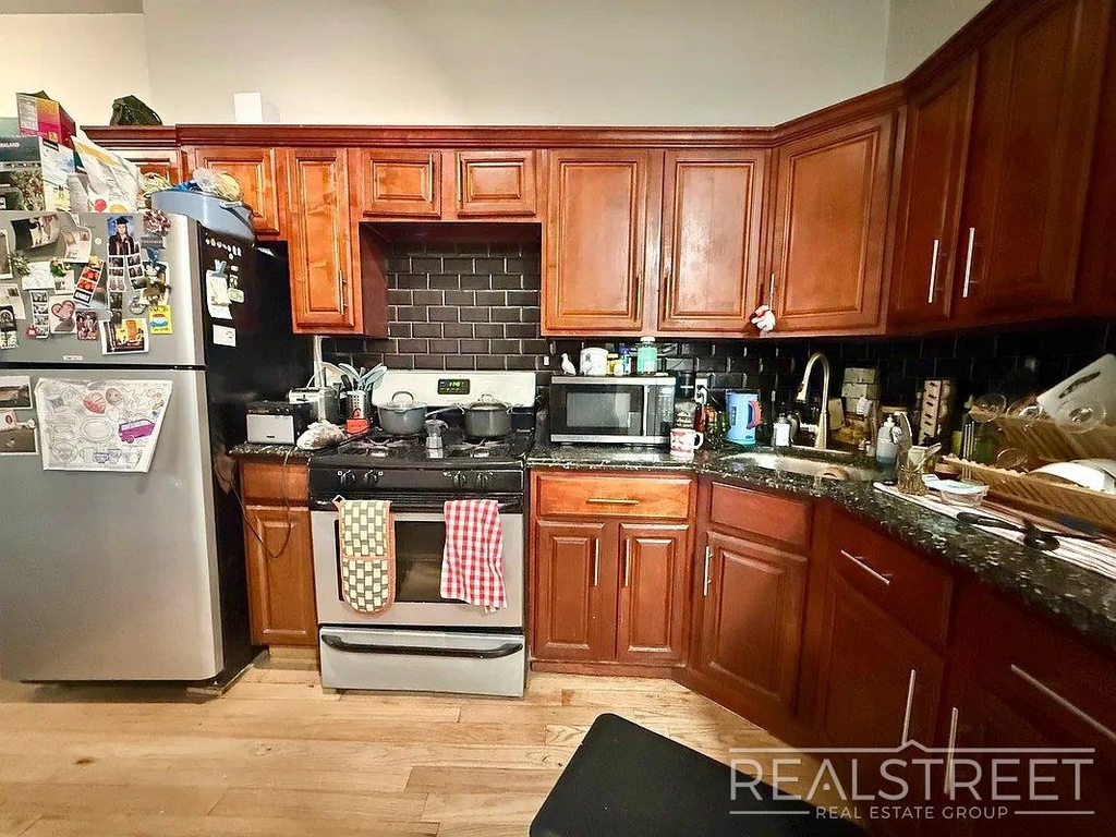 196 Utica Avenue - Photo 0