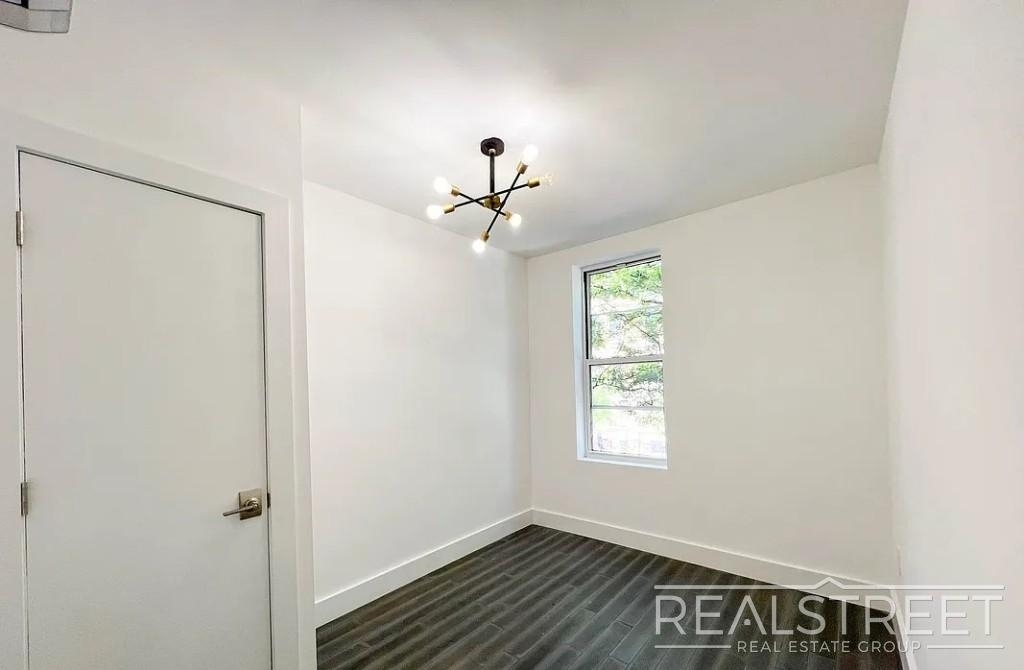 416 Rogers Avenue - Photo 7