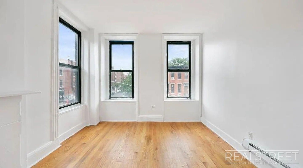 756 Marcy Avenue - Photo 14