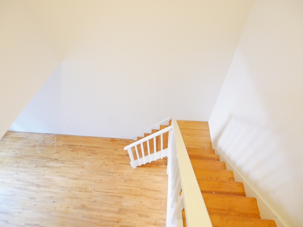 516 East 86th Street - Photo 7
