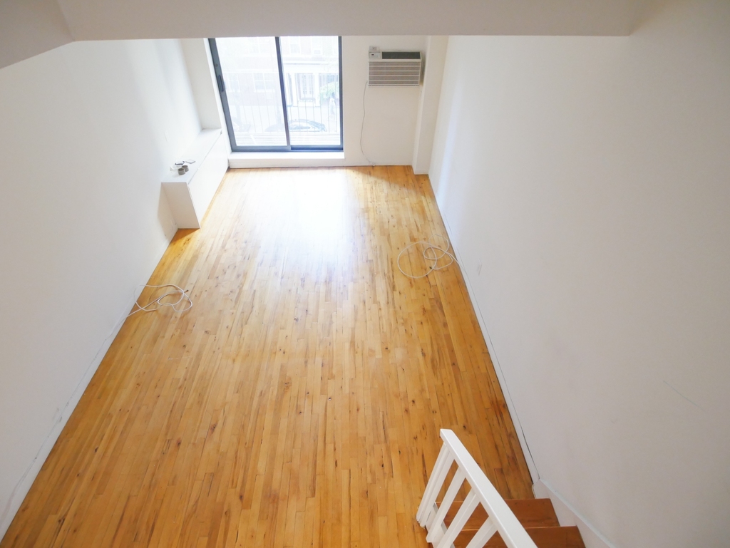 516 East 86th Street - Photo 2