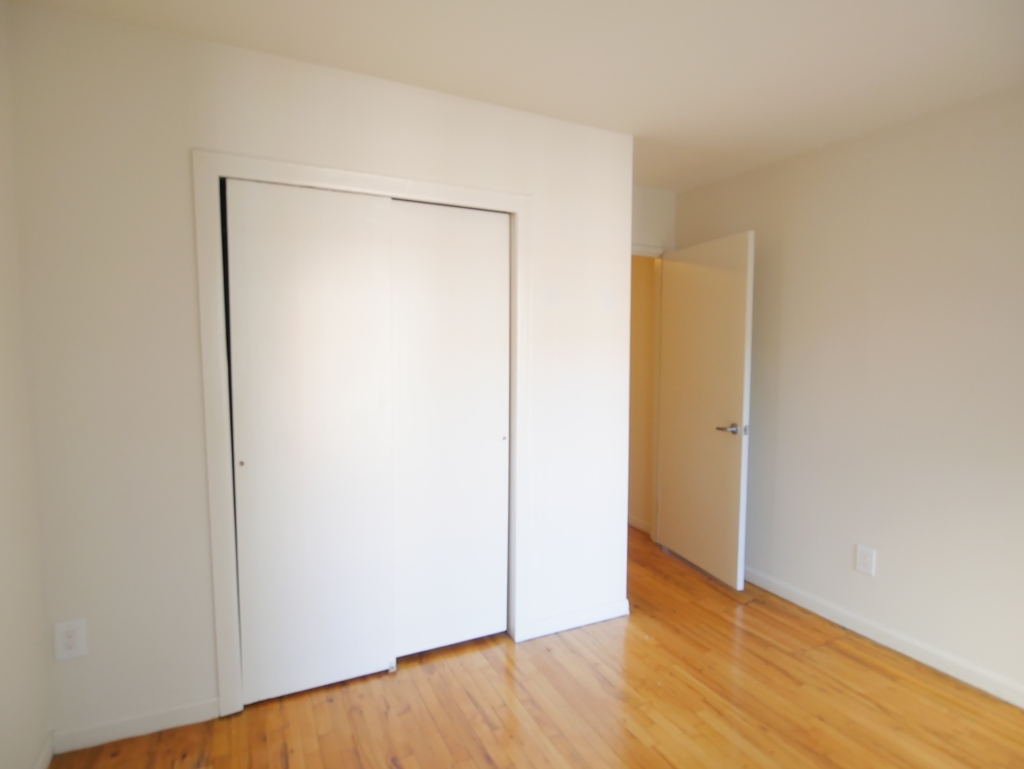 516 East 86th Street - Photo 12
