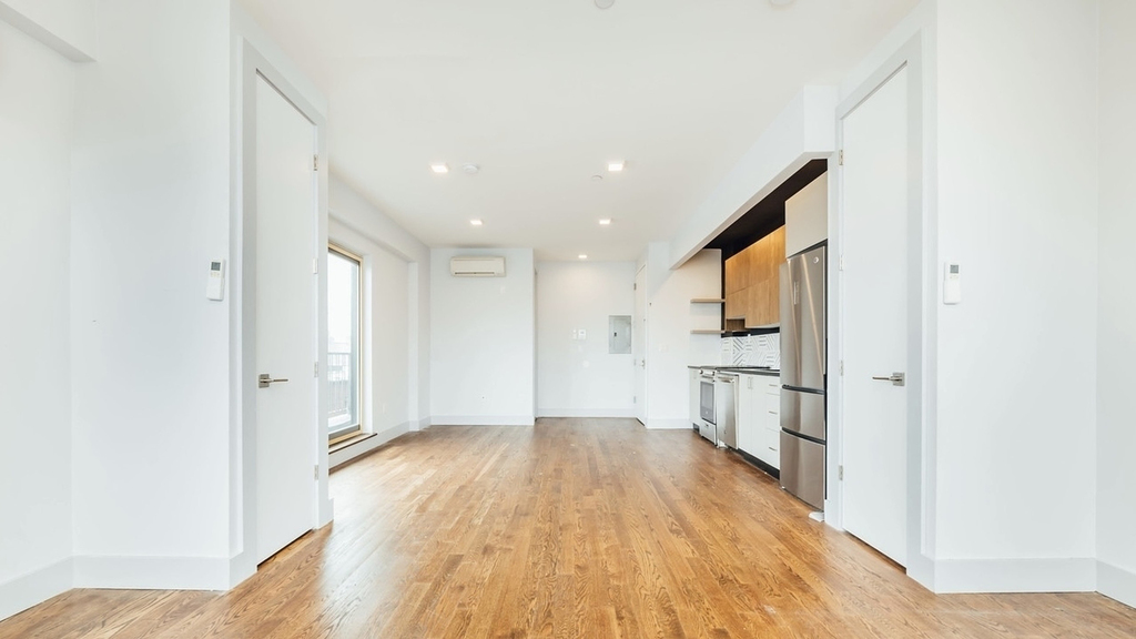 311 Woodbine St 11237 - Photo 8