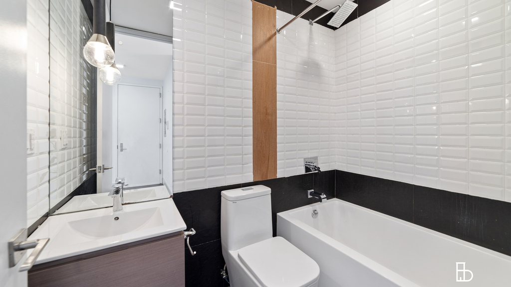 311 Woodbine St 11237 - Photo 2