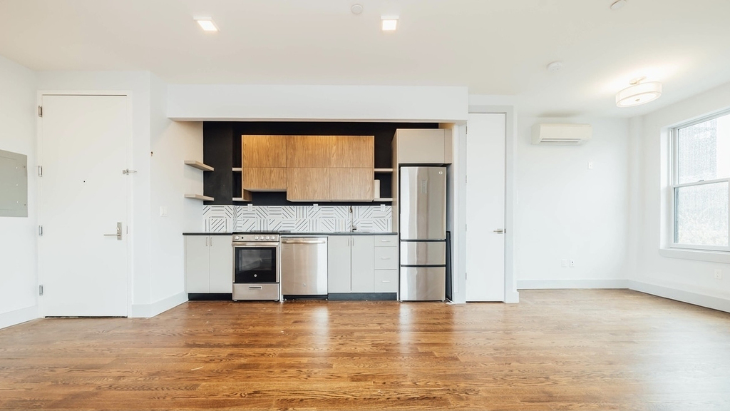 311 Woodbine St 11237 - Photo 0