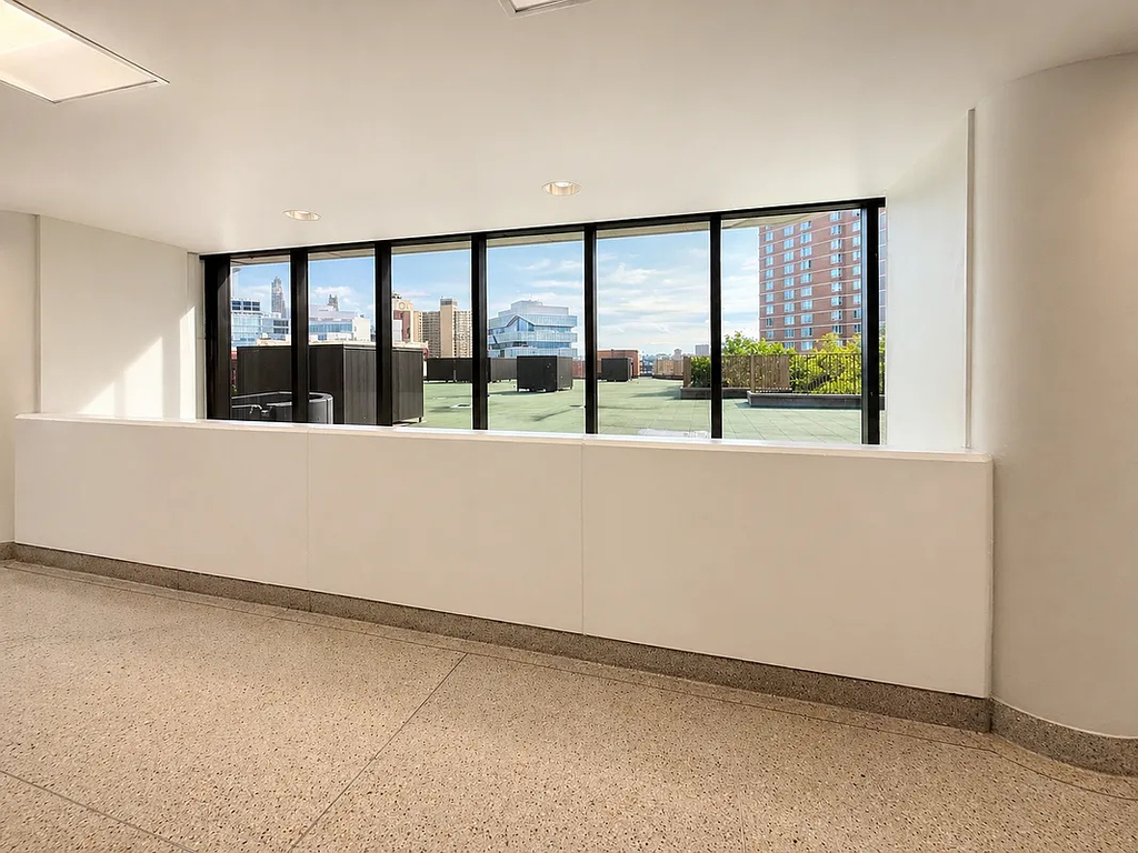 West 134 St Broadway - Photo 13