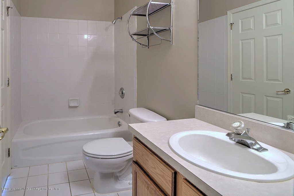 363 Saint Andrews Place - Photo 9