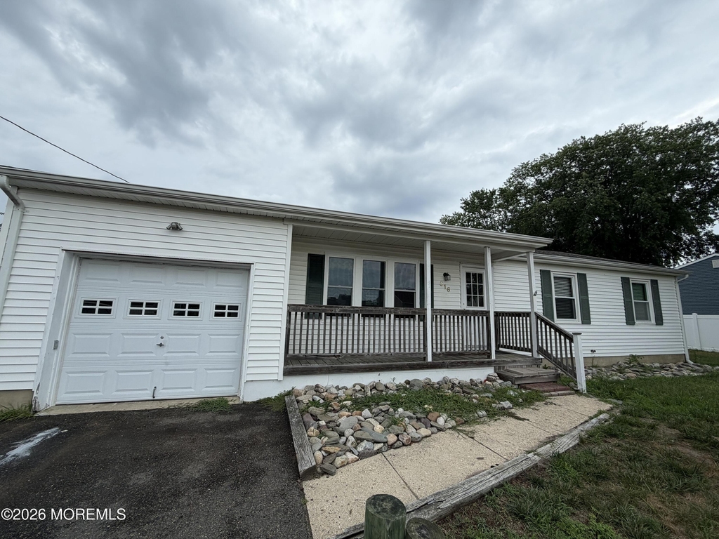 616 Bowsprit Point - Photo 0