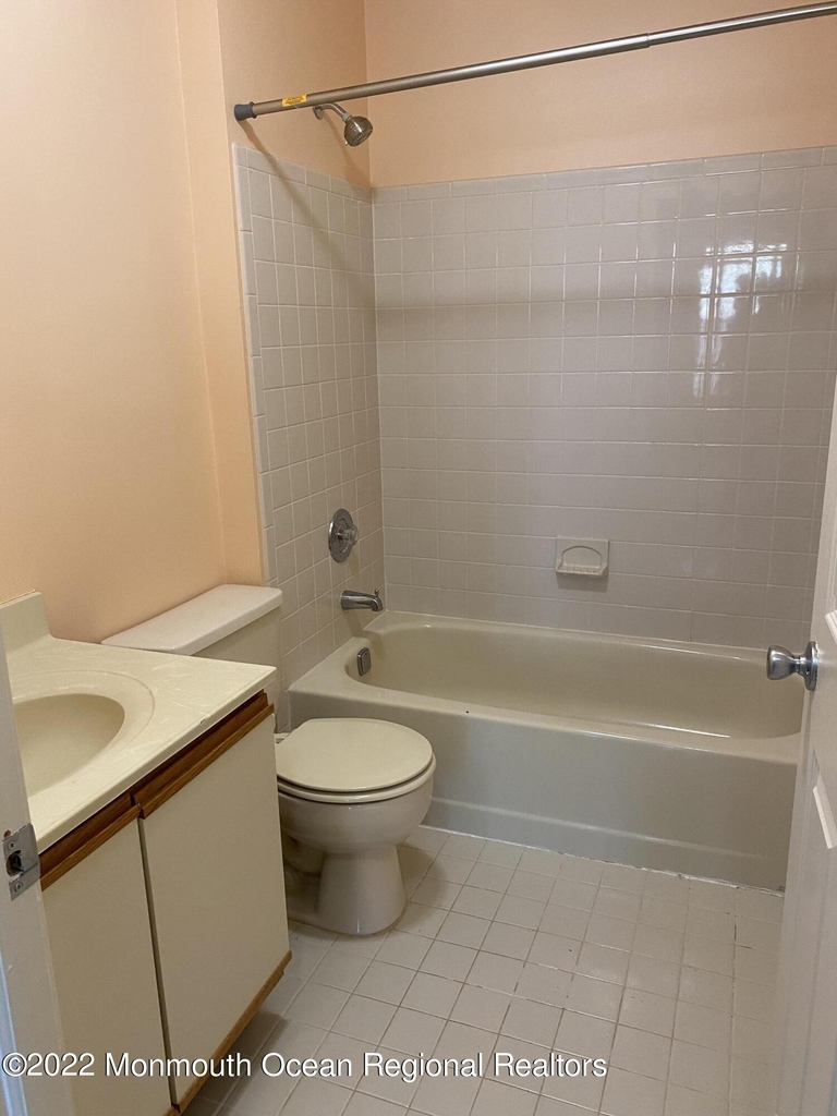 887 Crimson Court - Photo 11