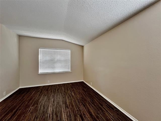 1901 Berkeley Drive - Photo 3