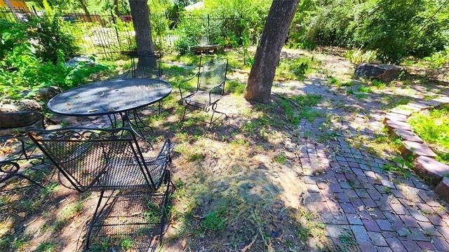 1815 Greenwood Drive - Photo 14