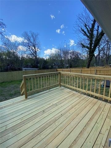 1017 S Scullin Avenue - Photo 10