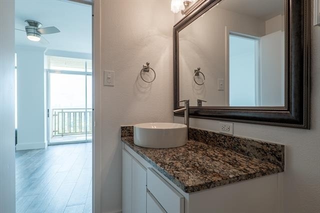 6211 W Northwest Highway - Photo 9