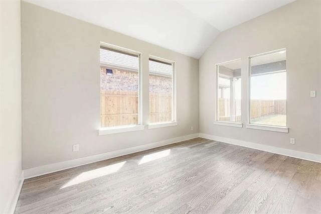 1432 Lawnview Drive - Photo 4