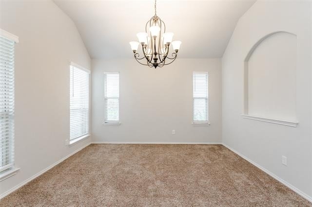 225 Dakota Drive - Photo 3