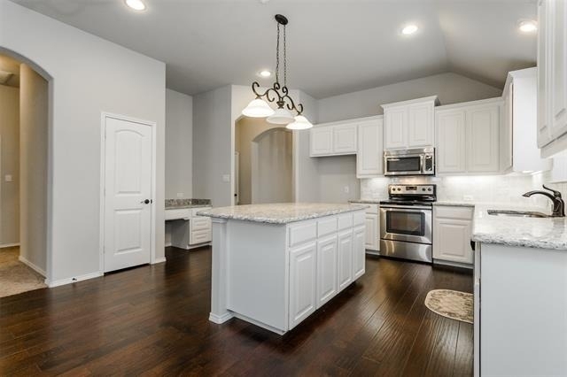 225 Dakota Drive - Photo 8