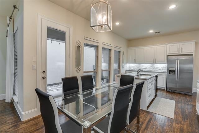 625 Surrey - Photo 5