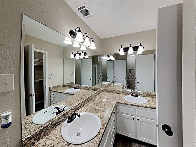 1714 Knob Hill Drive - Photo 13