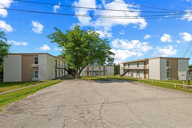 312 W Rentz Street W - Photo 10
