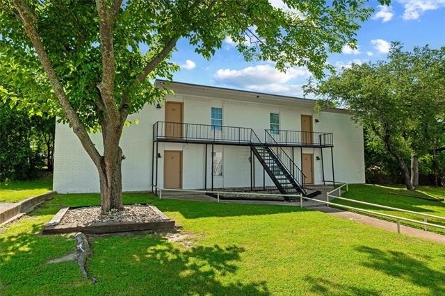 312 W Rentz Street W - Photo 8