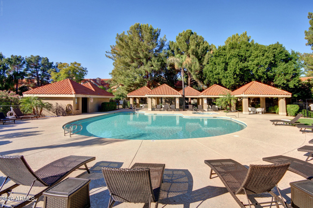1633 E Lakeside Drive - Photo 33