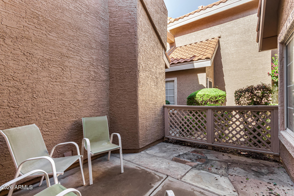 1633 E Lakeside Drive - Photo 24