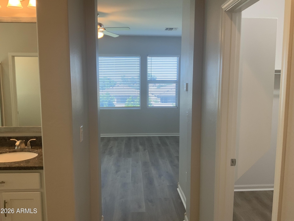 12141 W Desert Moon Way - Photo 15
