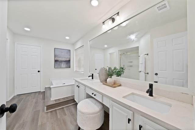 7548 Meadow Creek Drive - Photo 14