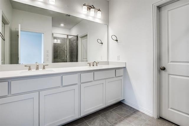 6205 Queens Path - Photo 19