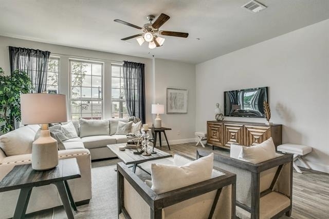 935 Ponds Edge Lane - Photo 11