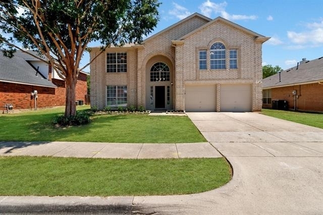 4729 Woodhaven Lane - Photo 5
