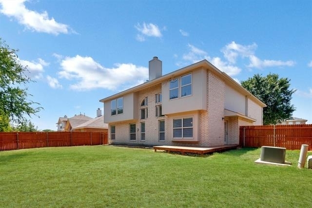 4729 Woodhaven Lane - Photo 10