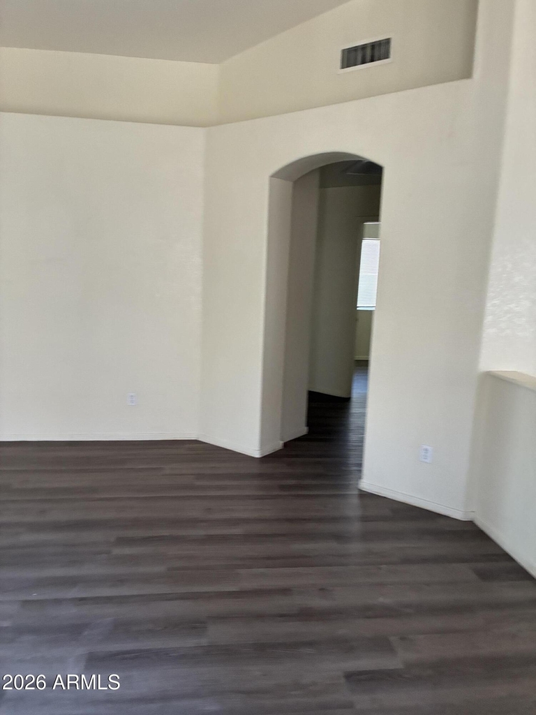 1074 N Saguaro Street - Photo 2