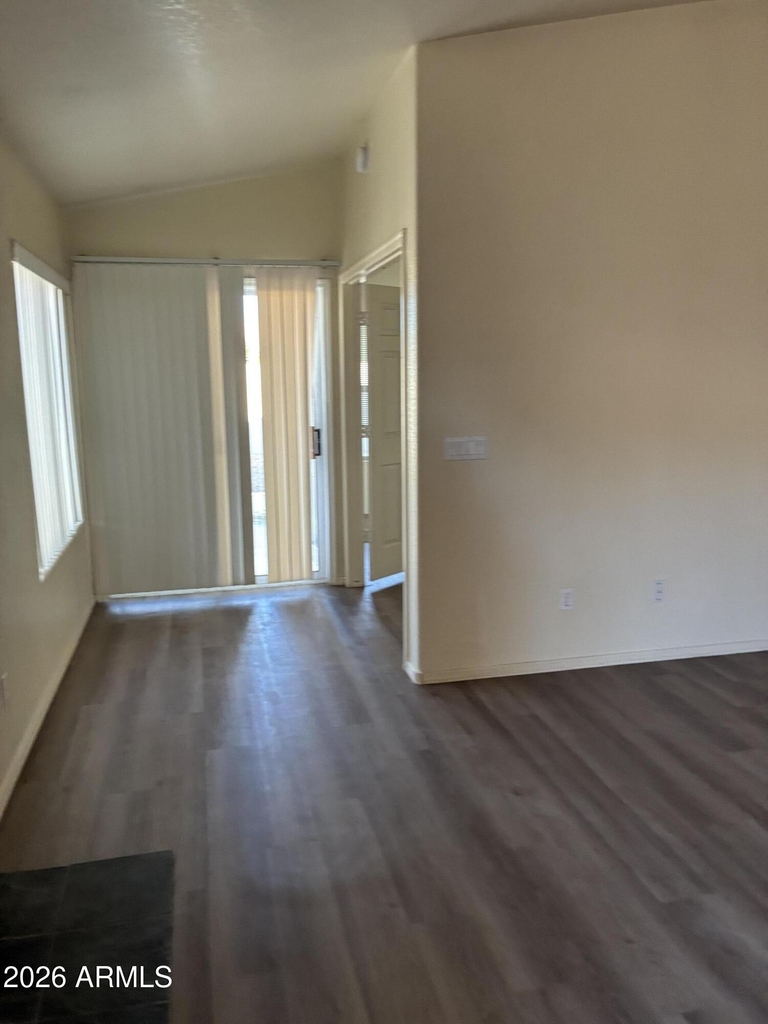 1074 N Saguaro Street - Photo 1