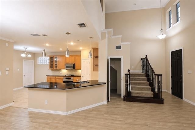9829 Lightcatcher Drive - Photo 3
