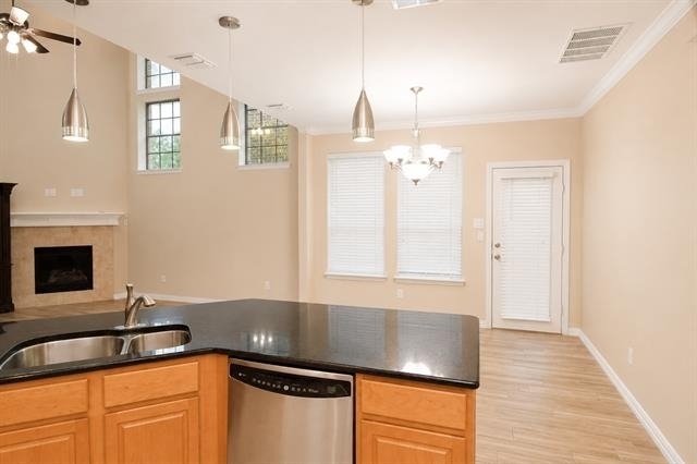 9829 Lightcatcher Drive - Photo 8