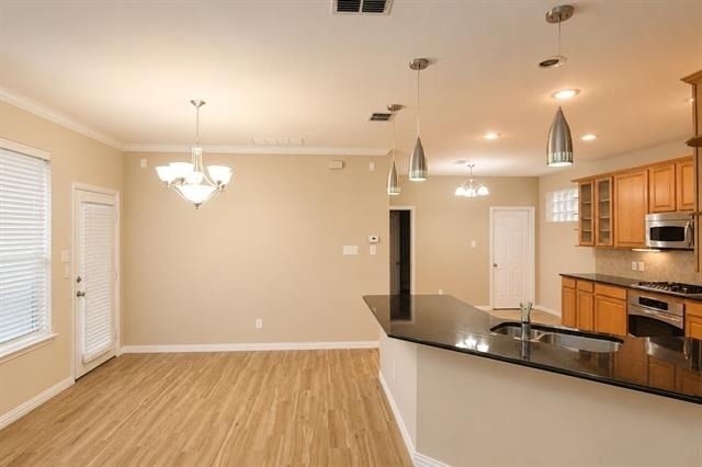 9829 Lightcatcher Drive - Photo 4