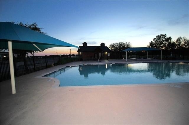 1557 Chivalry Lane - Photo 15