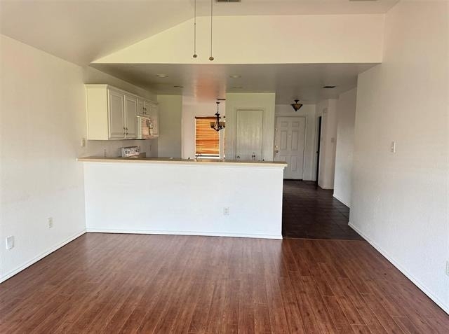 1557 Chivalry Lane - Photo 3