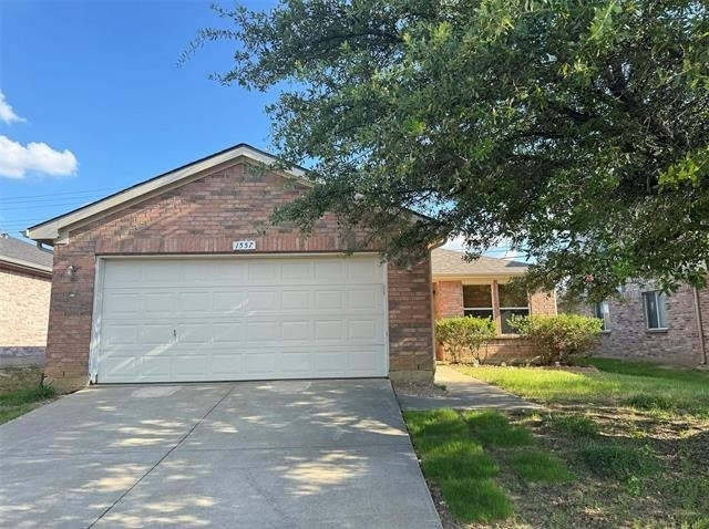 1557 Chivalry Lane - Photo 13