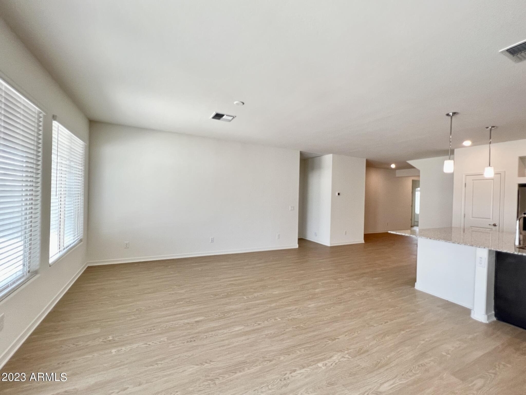 1750 W Inca Drive - Photo 4