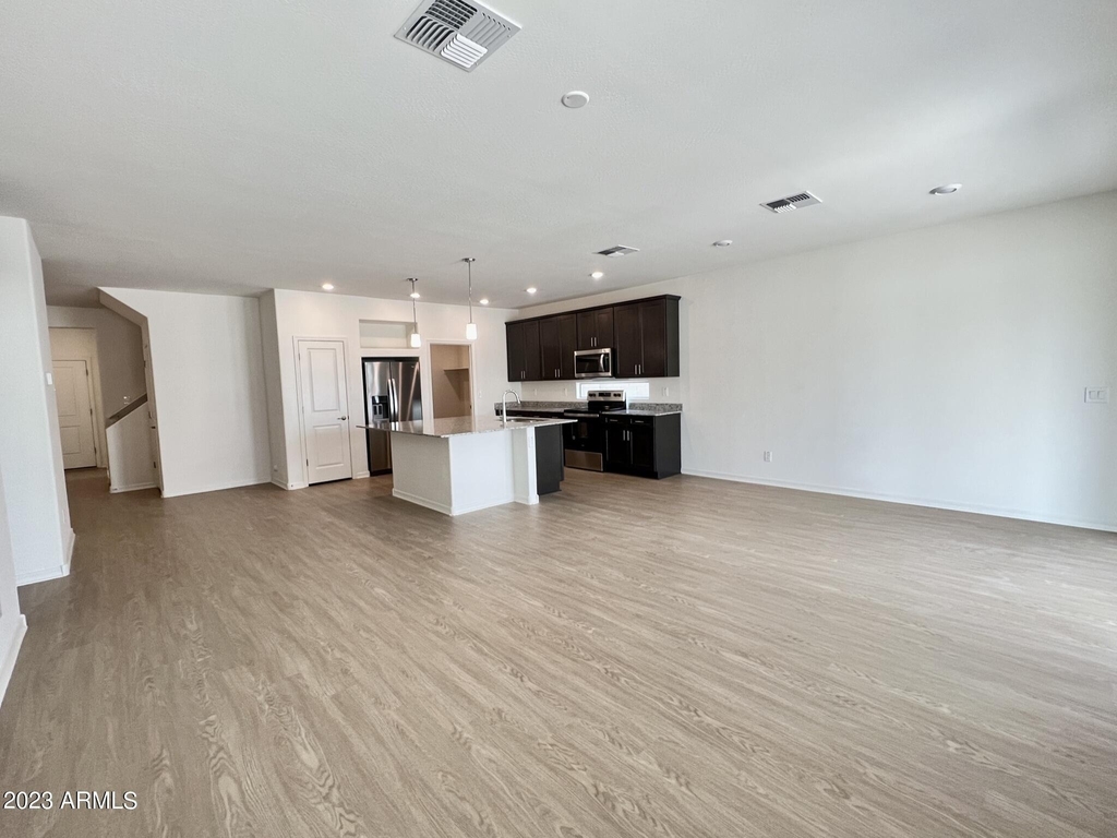1750 W Inca Drive - Photo 2