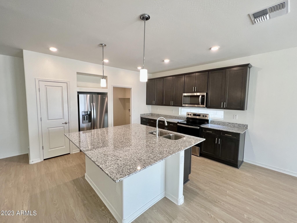 1750 W Inca Drive - Photo 6