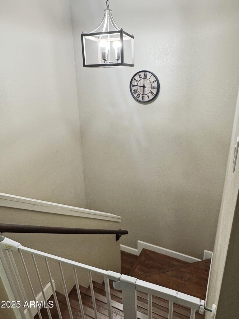222 W Brown Road - Photo 8