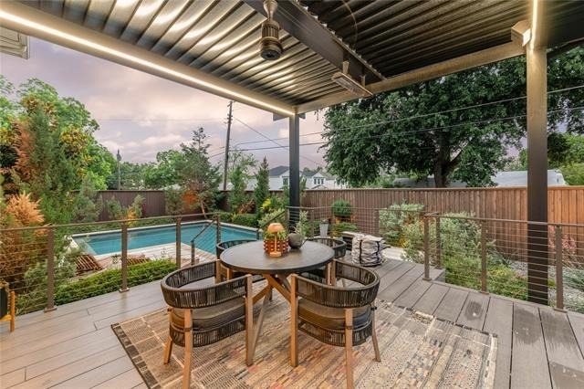 9831 Lakemont Drive - Photo 2