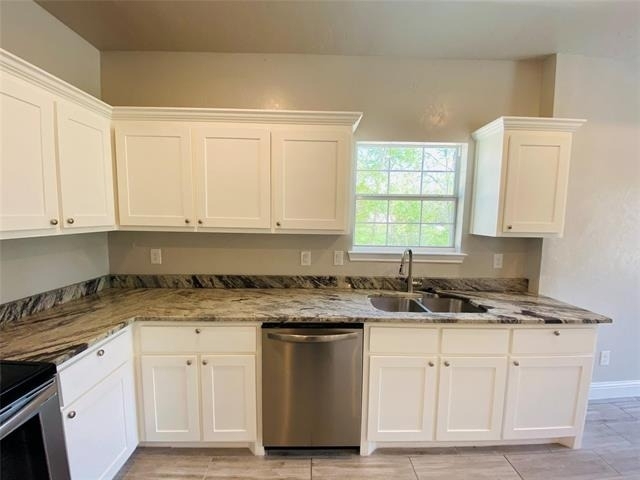 4102 Gordon Street - Photo 5