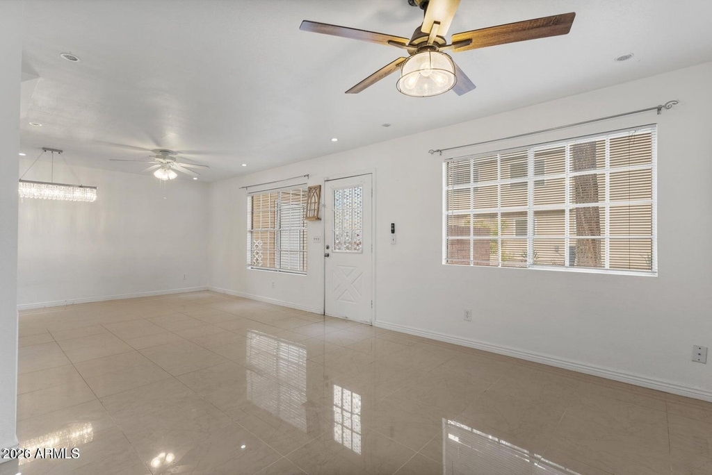 625 S Westwood Street - Photo 3