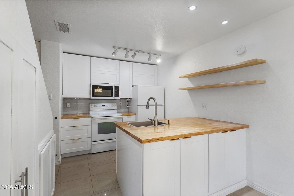 625 S Westwood Street - Photo 8