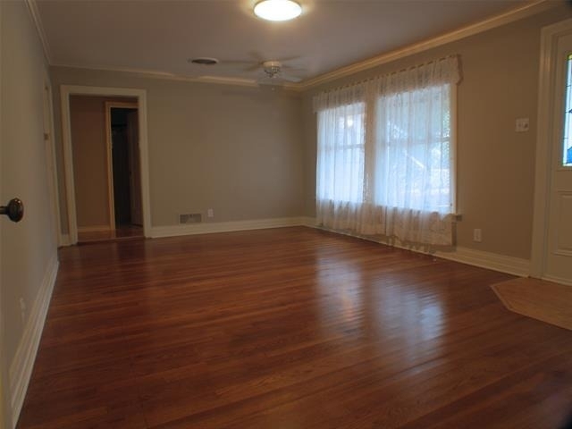 409 Jagoe Street - Photo 3