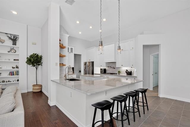 4730 Hampshire Drive - Photo 3